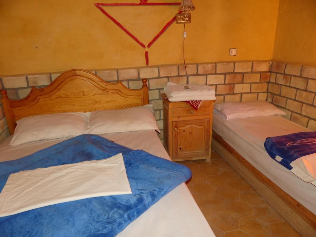 Les Pyramides Hotel 메르주가 외부 사진