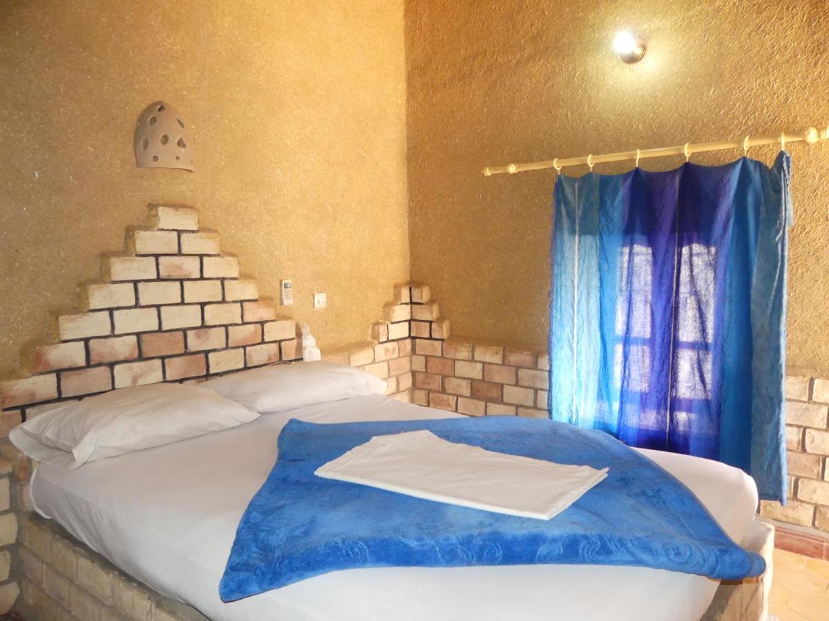 Les Pyramides Hotel 메르주가 외부 사진